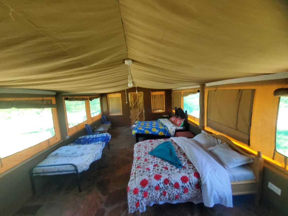 Oloirien Tented Camp Hotel Mara Simba Екстериор снимка